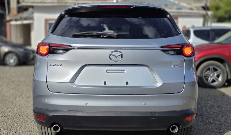 
								Mazda CX-8 full									