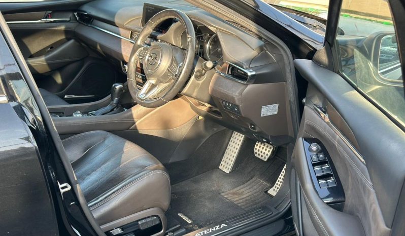
								Mazda Atenza full									