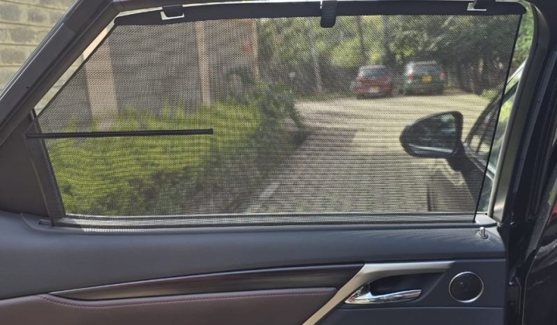 
								Lexus RX300 full									