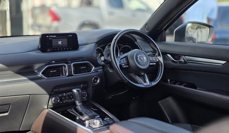 
								Mazda CX-8 full									