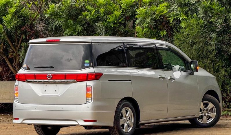 
								Nissan Elgrand full									