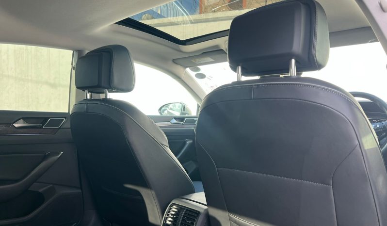 
								Volkswagen Arteon full									