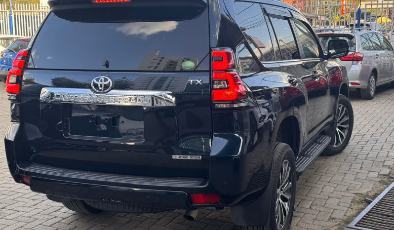 
								Toyota Land Cruiser Prado TXL full									
