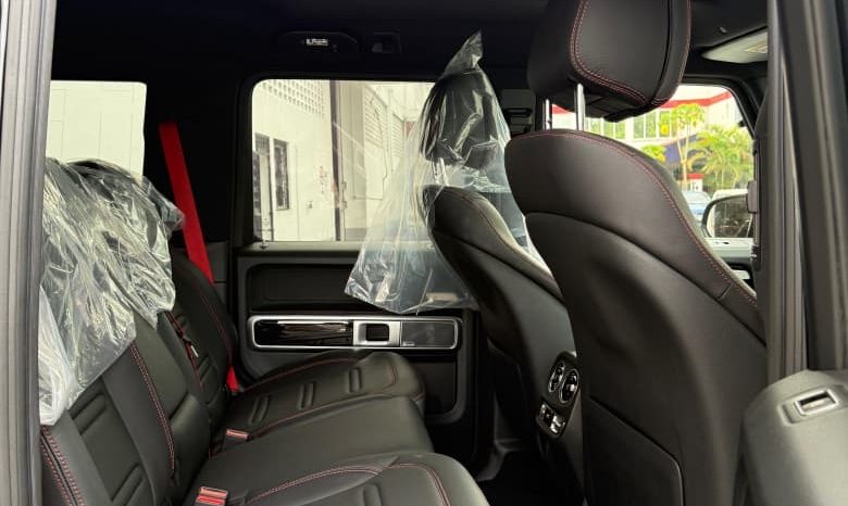 
								Mercedes Benz G Wagon full									