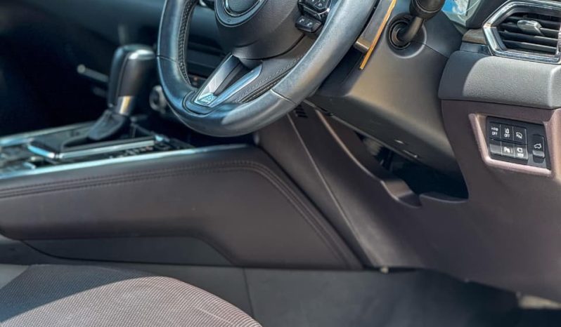 
								Mazda CX-8 full									