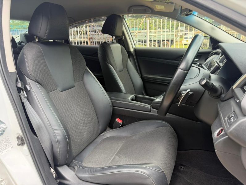 
								Honda Insight full									