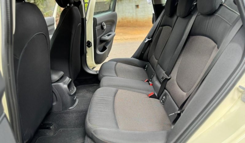 
								Mini Cooper Clubman full									
