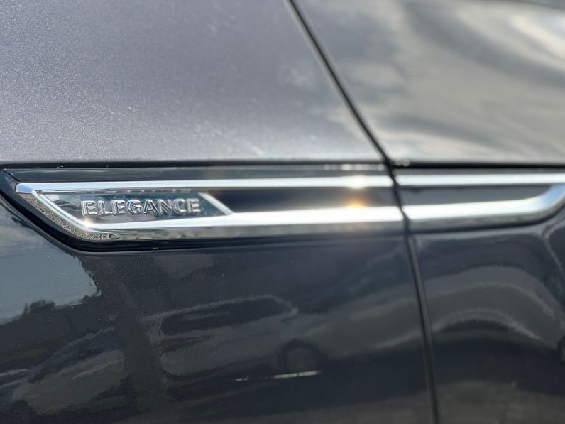
								Volkswagen Arteon full									