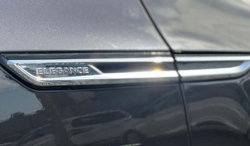 
								Volkswagen Arteon full									
