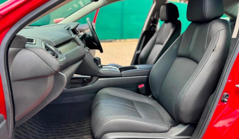 
								Honda Civic Sport full									