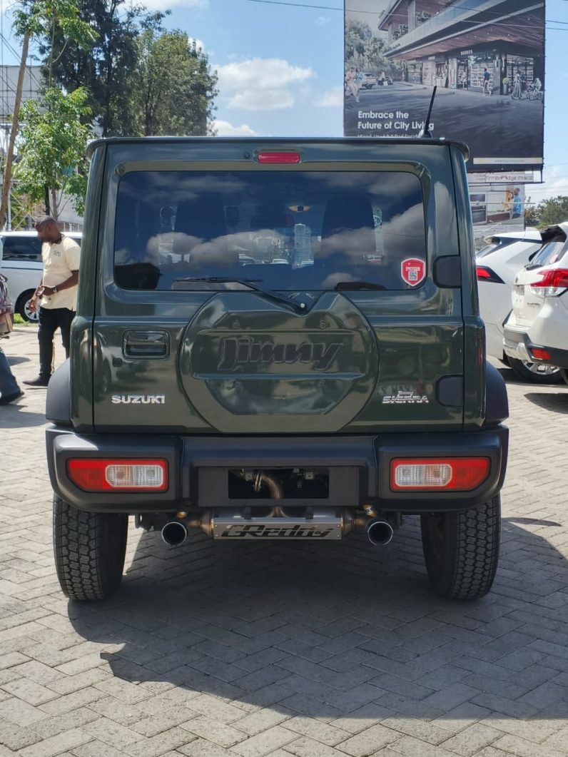 
								Suzuki Jimny full									