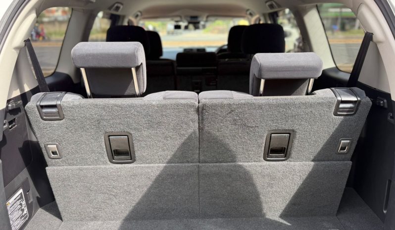 
								Toyota Land Cruiser Prado TXL full									