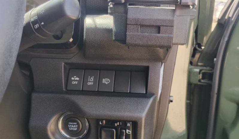 
								Suzuki Jimny full									