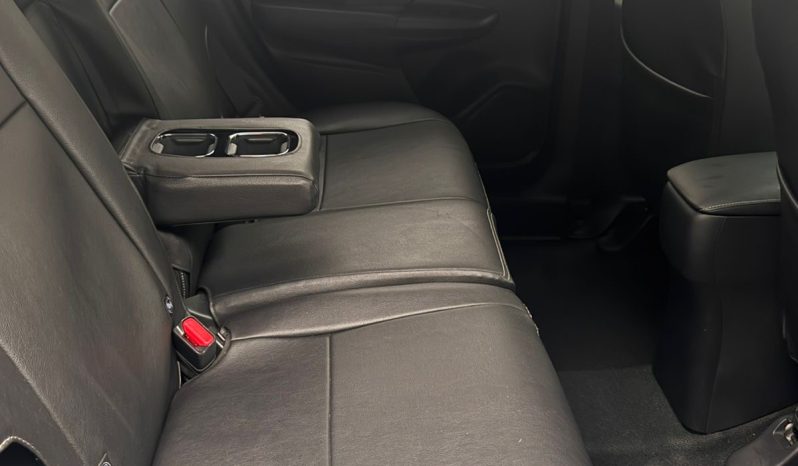 
								Honda Fit Shuttle full									
