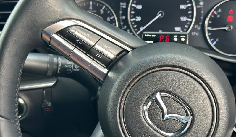
								Mazda 3 full									