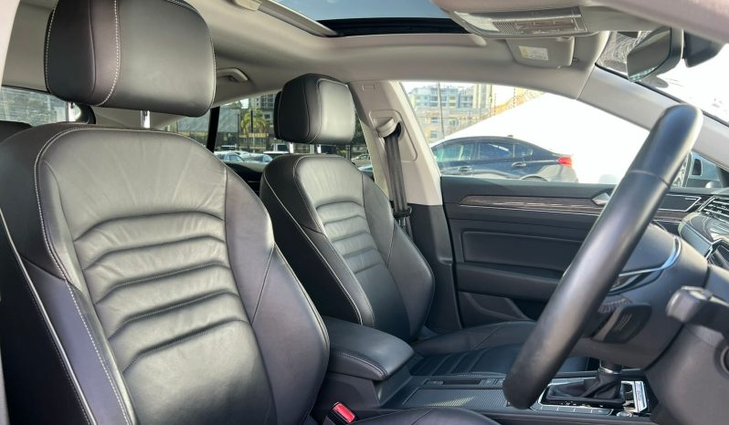 
								Volkswagen Arteon full									