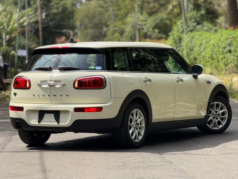 
								Mini Cooper Clubman full									