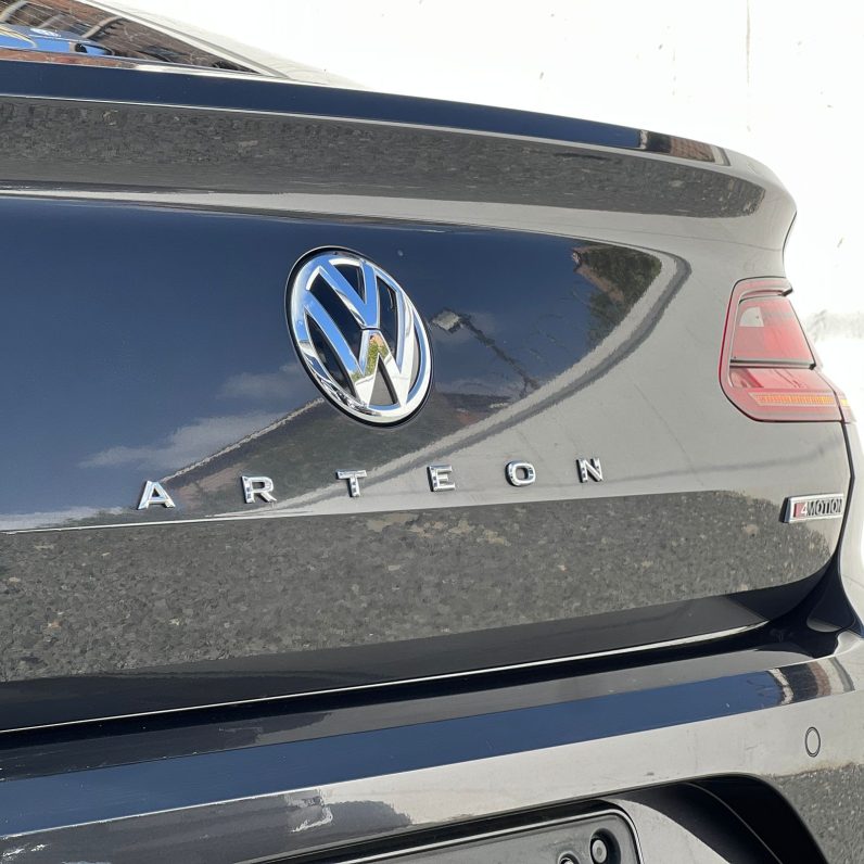 
								Volkswagen Arteon full									