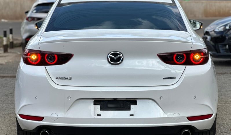 
								Mazda 3 full									