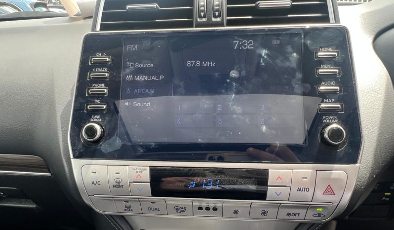 
								Toyota Land Cruiser Prado TXL full									