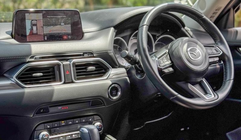 
								Mazda CX-5 full									