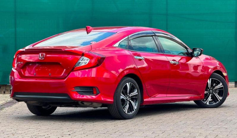 
								Honda Civic Sport full									