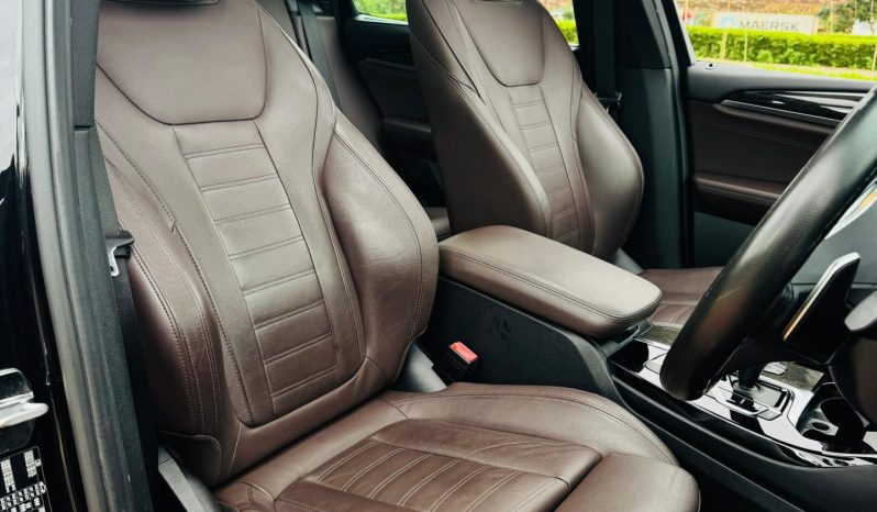 
								BMW X3 full									