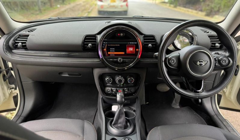 
								Mini Cooper Clubman full									
