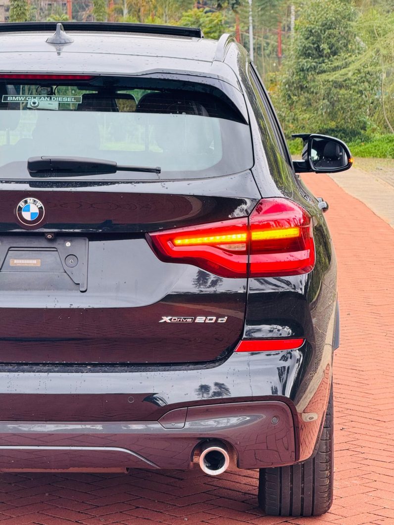 
								BMW X3 full									