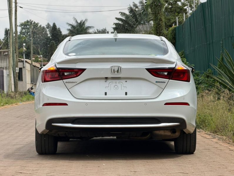 
								Honda Insight full									