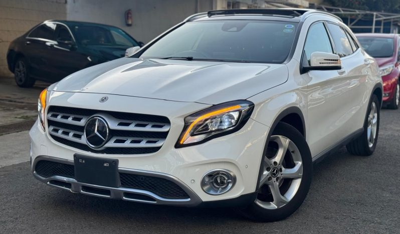 
								Mercedes Benz GLA220 full									