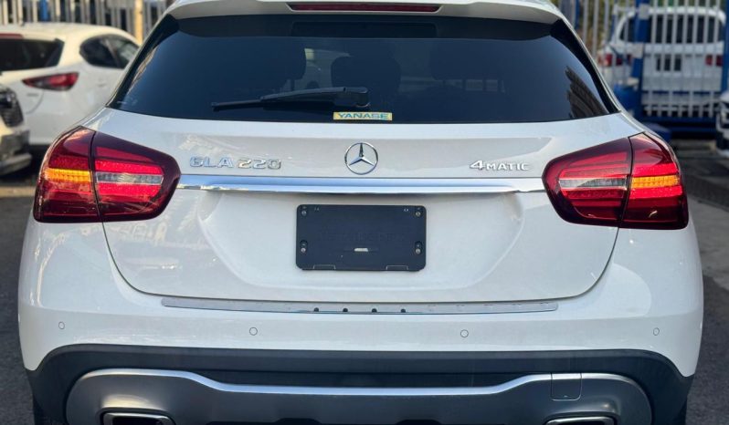 
								Mercedes Benz GLA220 full									