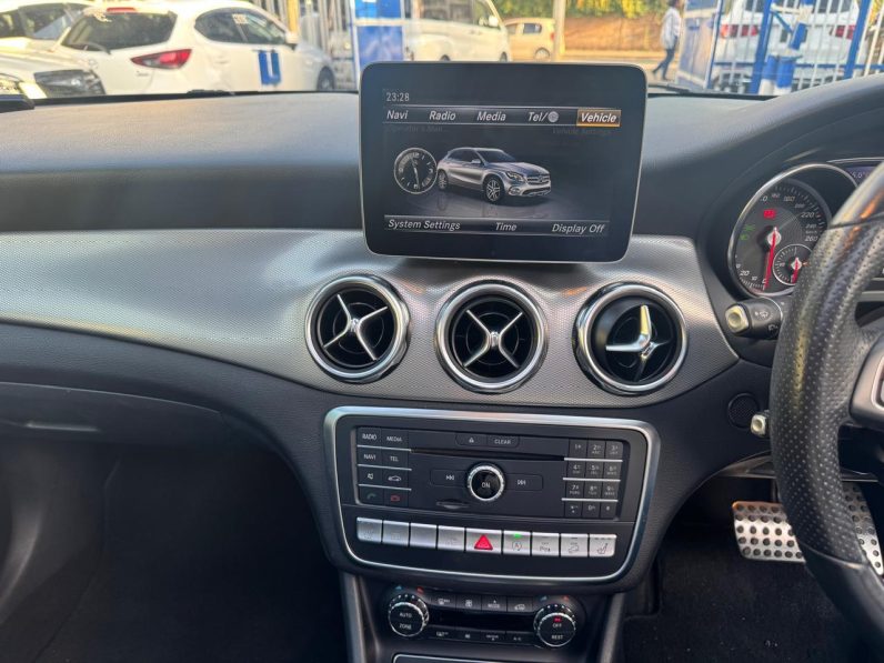 
								Mercedes Benz GLA220 full									