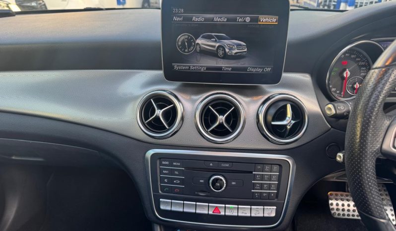 
								Mercedes Benz GLA220 full									