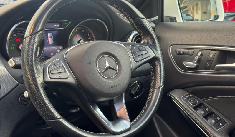 
								Mercedes Benz GLA220 full									