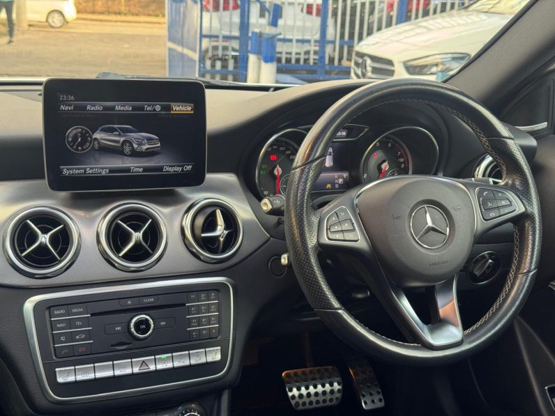 
								Mercedes Benz GLA220 full									