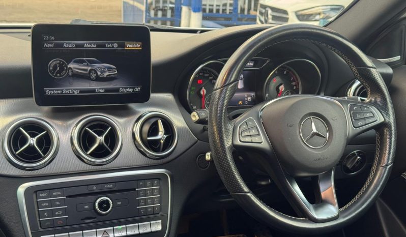 
								Mercedes Benz GLA220 full									