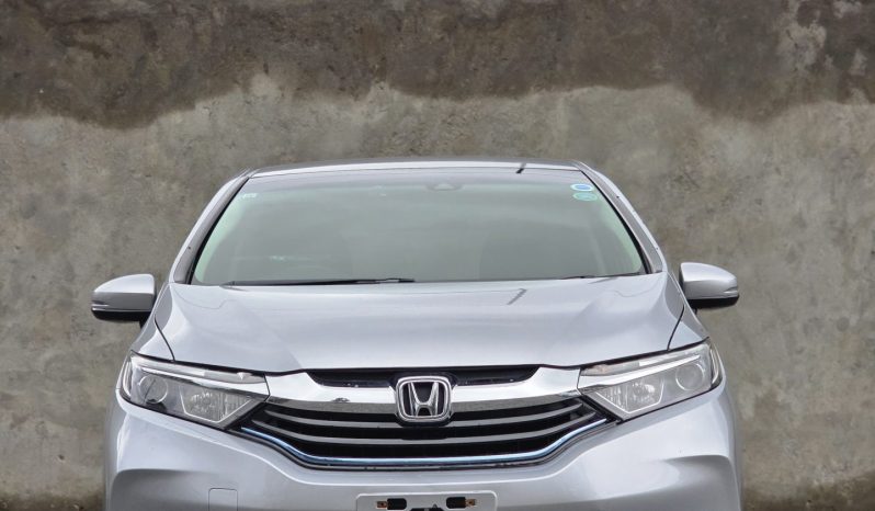 
								Honda Fit Shuttle full									
