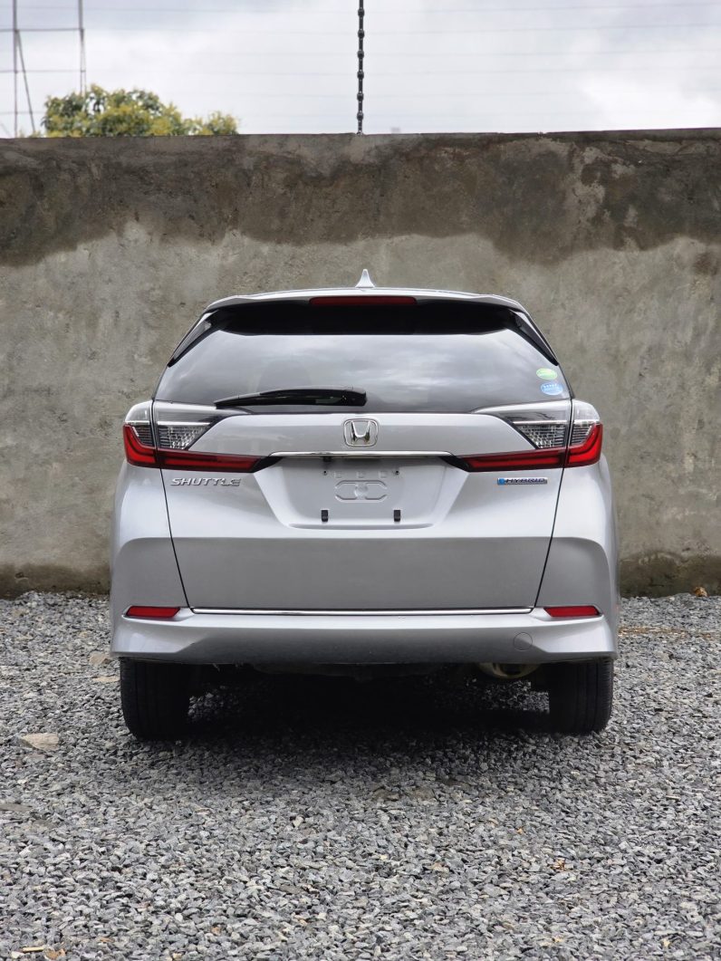 
								Honda Fit Shuttle full									