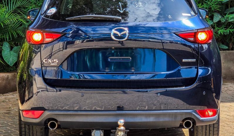 
								Mazda CX-5 full									