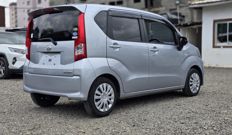 
								Daihatsu Move full									