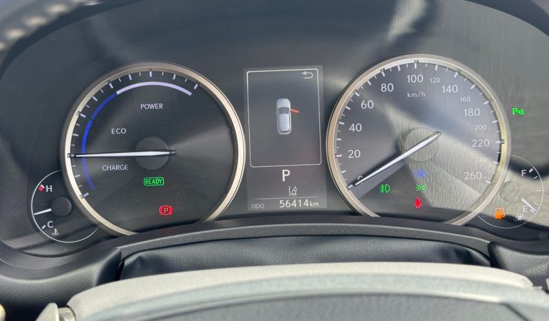 
								Lexus NX300H full									