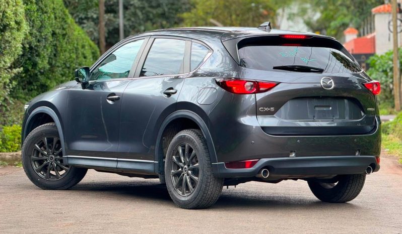 
								Mazda CX-5 full									