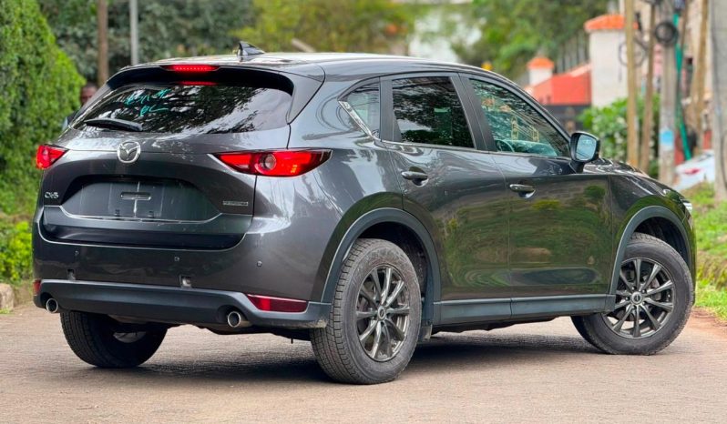 
								Mazda CX-5 full									