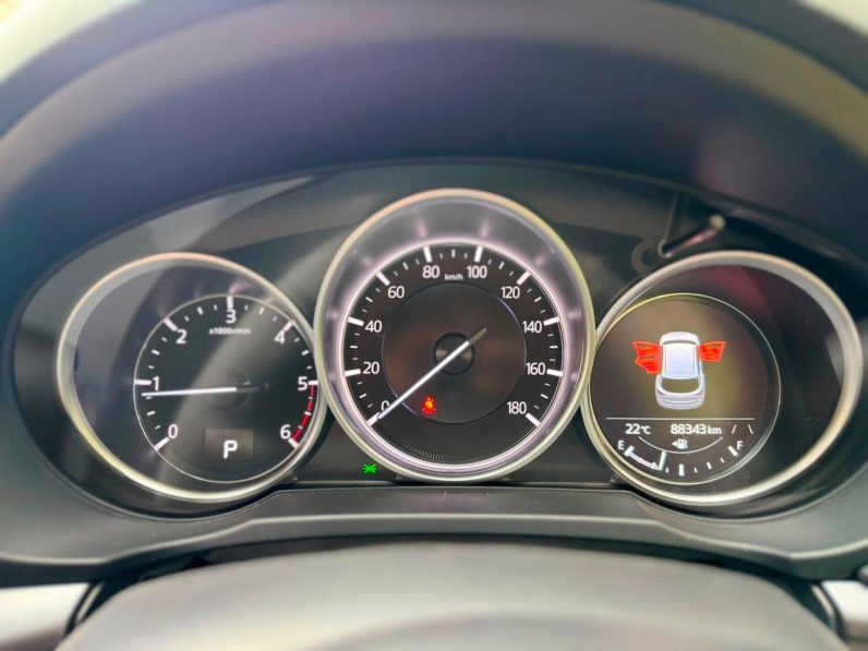 
								Mazda CX-5 full									