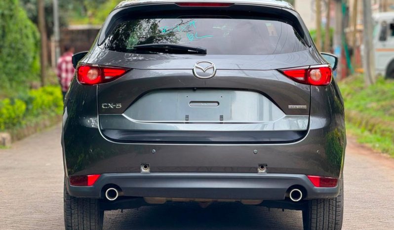 
								Mazda CX-5 full									