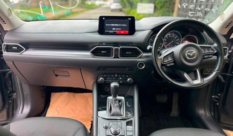 
								Mazda CX-5 full									