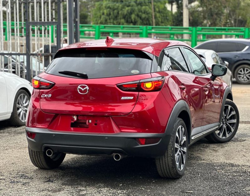 
								Mazda CX-3 full									