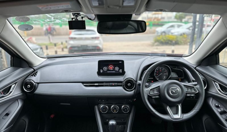 
								Mazda CX-3 full									