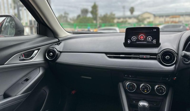 
								Mazda CX-3 full									